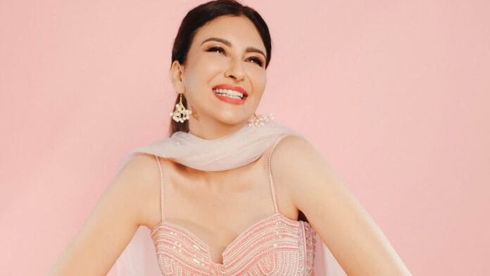 Saumya Tandon’s Heartfelt Tribute To Akshay Khanna: “He’s An Amazing Actor And A Wonderful Human Being” Saumya Tandon's Heartfelt Tribute To Akshay Khanna