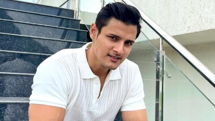 ₹4.61 Crore Scam Shocks Bigg Boss Marathi 3 Fame Jay Dudhane at Mumbai Airport Bigg Boss Marathi 3 Contestant Jay Dudhane Detained for ₹4.61 Crore Fraud
