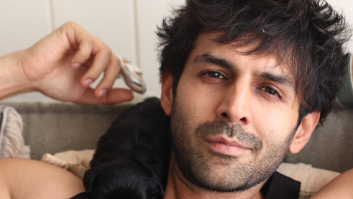 Kartik Aaryan Spotted With Mystery Woman In Goa, Fans Speculate Kartik Aaryan Spotted With Mystery Woman In Goa, Fans Speculate
