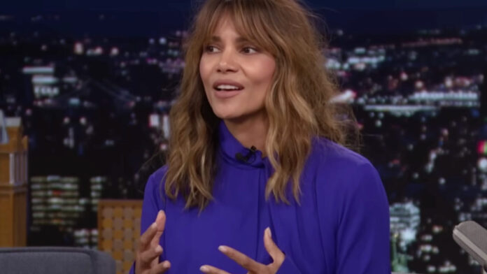 Halle Berry Reveals She’s Engaged—and Flaunts Her Ring on TV Halle Berry Reveals She’s Engaged—and Flaunts Her Ring on TV