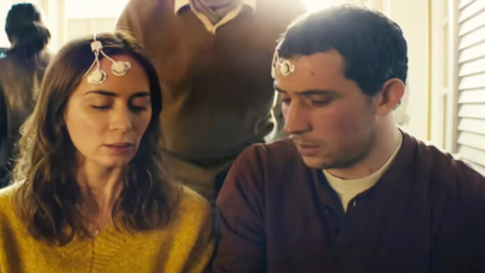 Disclosure Day Review: Steven Spielberg’s Sci Fi Thriller Asks A Powerful Question About Fear Disclosure Day Review: Steven Spielberg's Sci Fi Thriller Asks A Powerful Question About Fear
