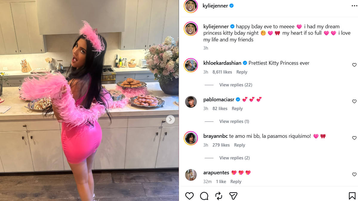 Kylie Jenner Goes All Out For Her 29Th Birthday With Hailey Bieber By Her Side 2 kylie jenners pink birthday party had everything from boas to kitty cakes